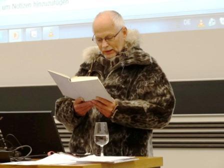 Erik Torm speaking